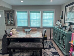 614 Monroe Blvd in Long Beach, NY - Foto de edificio - Building Photo