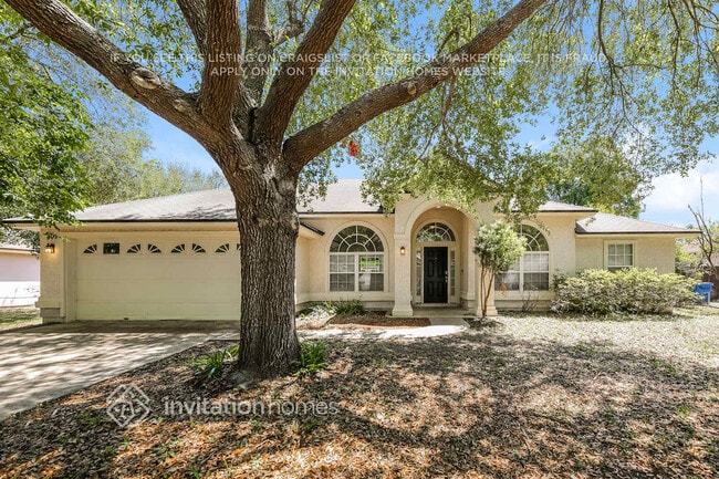 property at 13973 Crestwick Dr W