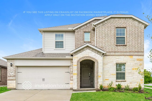 property at 3837 Kenworth Ln