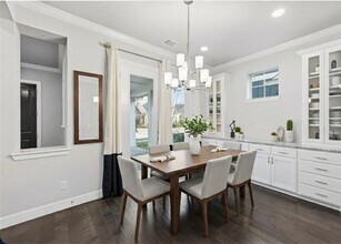 1132 Cemetery Hill Rd in Carrollton, TX - Foto de edificio - Building Photo