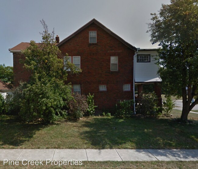 21101 Ball Ave in Euclid, OH - Building Photo - Building Photo