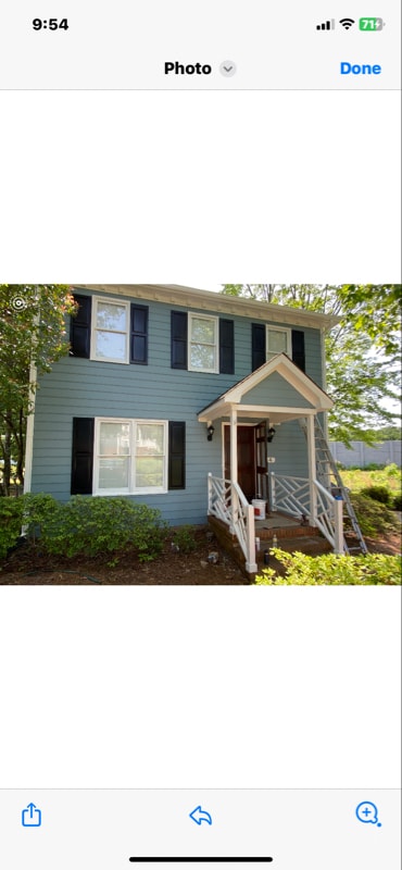 property at 4 Holdsworth Ct