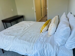 1530 Fort Johnson Rd in Charleston, SC - Foto de edificio - Building Photo