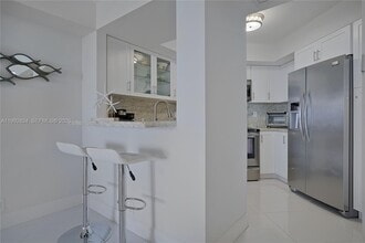 6767 Collins Ave in Miami, FL - Building Photo - Building Photo