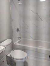 17 Quebec St in Oshawa, ON - Building Photo - Building Photo