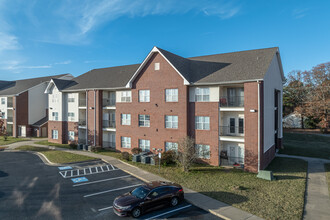 Donaghey Court Apartments in Conway, AR - Building Photo - Building Photo