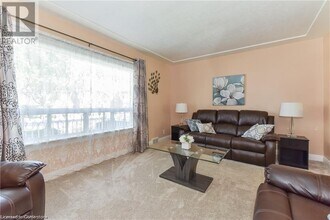 143 Talbot St in Kitchener, ON - Building Photo - Building Photo