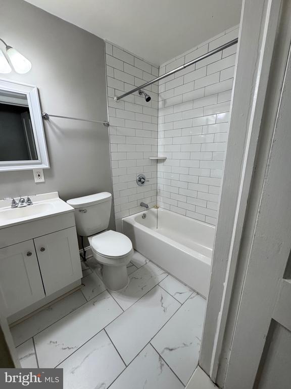 property at 1104 Meridene Dr