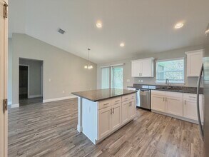 210 Locust Lane Pass in Ocala, FL - Building Photo - Building Photo