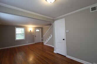 310 E 26th Ave in North Kansas City, MO - Building Photo - Building Photo