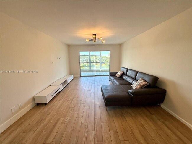 property at 4301 Martinique Cir