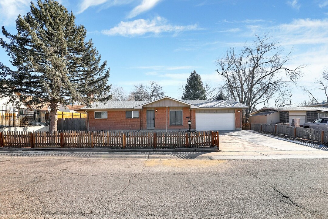 "Spacious 5-Bed Gem on North Dartmouth - M... in Colorado Springs, CO - Building Photo