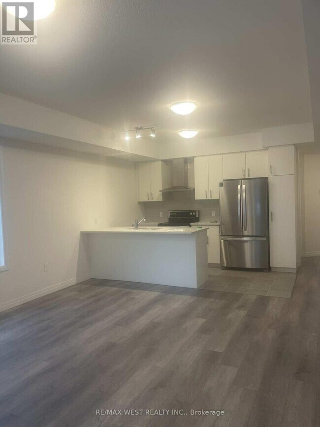 40 Thatcher Dr in Guelph, ON - Building Photo - Building Photo