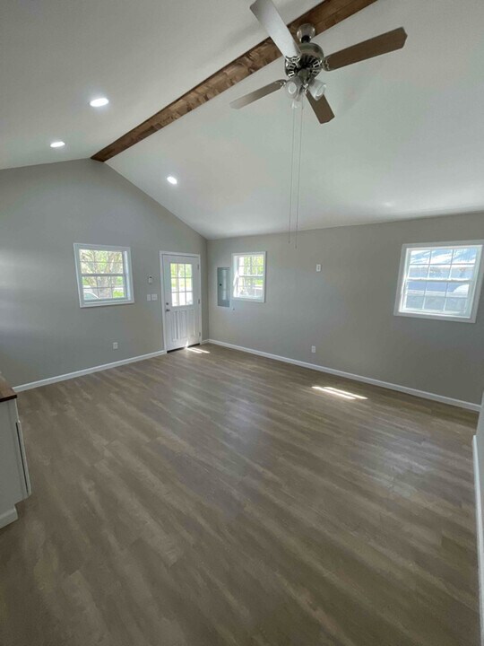 1536 New Friendship Rd in Union Grove, AL - Building Photo