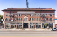 Jensen's Recreation Center Apts...Gorgeous... in Los Angeles, CA - Building Photo - Building Photo