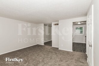 10282 Chippenham Ct in Cincinnati, OH - Building Photo - Building Photo