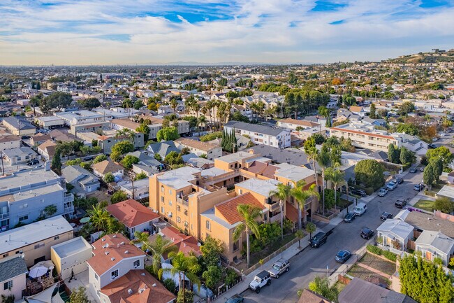 1509 Stanley Ave in Long Beach, CA - Foto de edificio - Building Photo