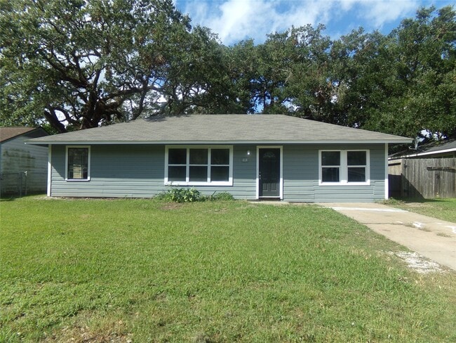 property at 414 Gardenia St