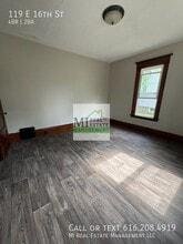 119 E 16th St in Holland, MI - Building Photo - Building Photo