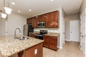 1821 Candlenut Cir in Apopka, FL - Building Photo - Building Photo