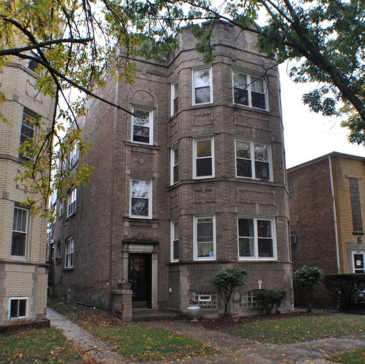 5517 N Artesian Ave in Chicago, IL - Building Photo