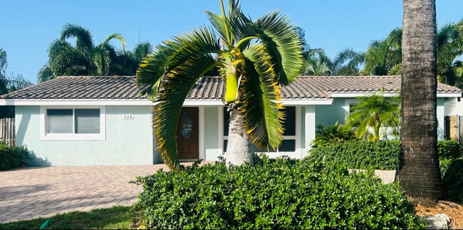 property at 328 SE 6th Ave