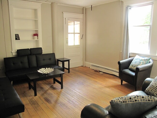 502 Dryden Rd, Unit 1 in Ithaca, NY - Building Photo - Building Photo