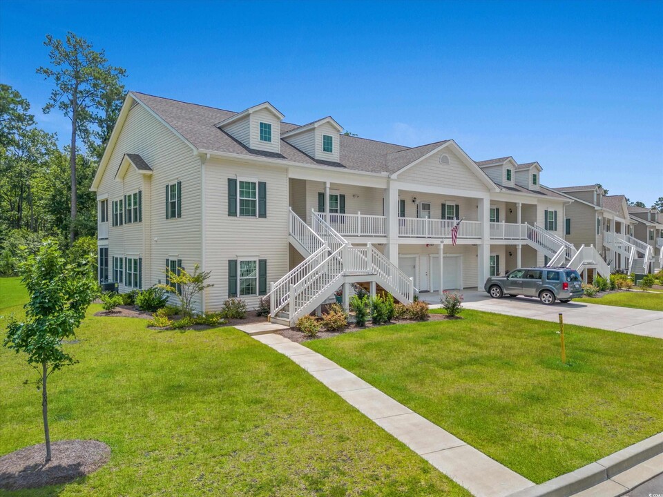 933 Jackline Dr, Unit 203 in Murrells Inlet, SC - Building Photo