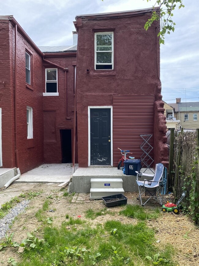 229 Franklin Way in York, PA - Building Photo - Building Photo