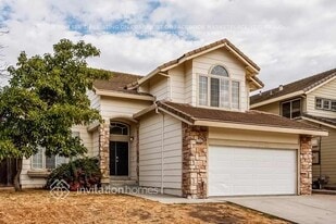 2169 Rain Drop Cir in Pittsburg, CA - Building Photo