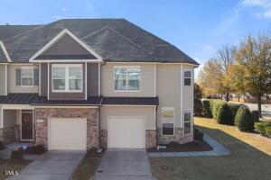 7603 Weathered Oak Way in Raleigh, NC - Building Photo - Building Photo