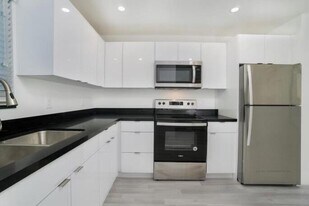 4315 NW 115th Ave in Coral Springs, FL - Building Photo
