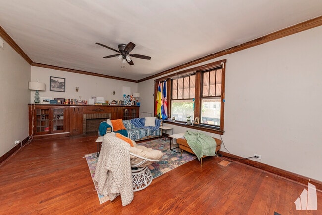 property at 3310 W Armitage Ave