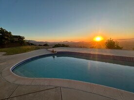 2506 Sapra St in Thousand Oaks, CA - Building Photo