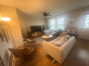 1104 Overton Pl in Knoxville, TN - Building Photo - Building Photo