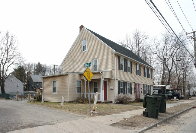 91-95 Burnside Ave in East Hartford, CT - Foto de edificio - Building Photo
