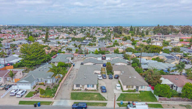 14338 Nola St in Westminster, CA - Building Photo - Building Photo