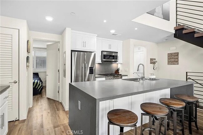 2745 Laguna Canyon Rd, Unit C in Laguna Beach, CA - Building Photo - Building Photo