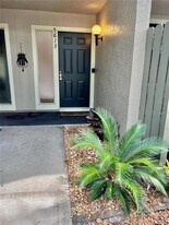 5613 Summerside Ln in Sarasota, FL - Building Photo