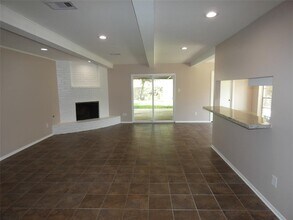 3406 Rockyridge Dr in Houston, TX - Building Photo - Building Photo