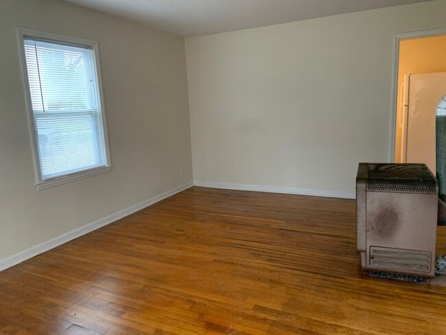 300 Lucerne St in Greensboro, NC - Building Photo - Building Photo