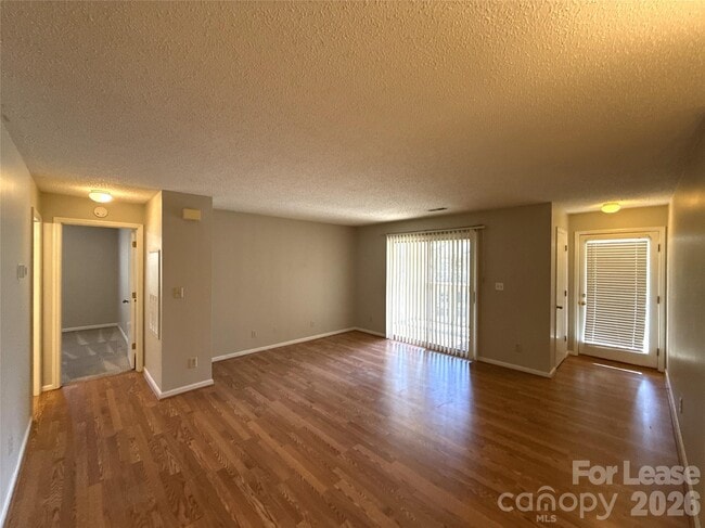 1001 Churchill Downs Ct in Charlotte, NC - Building Photo - Building Photo