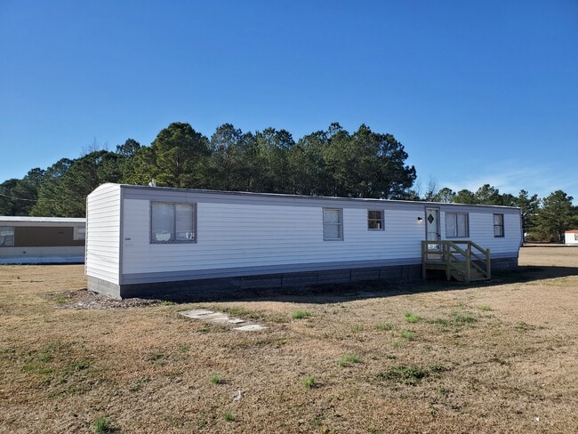1000 Aaron Ln in Jacksonville, NC - Building Photo - Building Photo