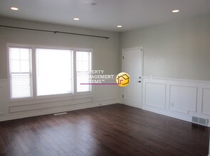 10936 Sunup Way in South Jordan, UT - Building Photo - Building Photo