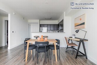 987 SW 37th Ave in Miami, FL - Building Photo - Building Photo
