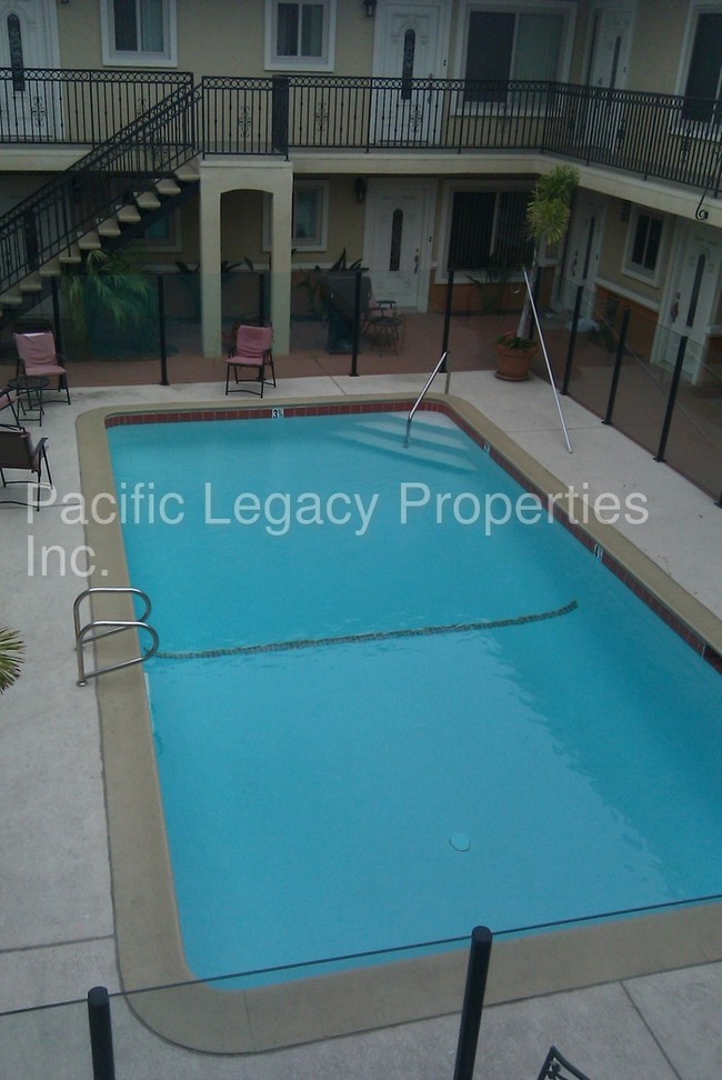 615 9th St-Unit -UNIT 35 in Imperial Beach, CA - Building Photo - Building Photo