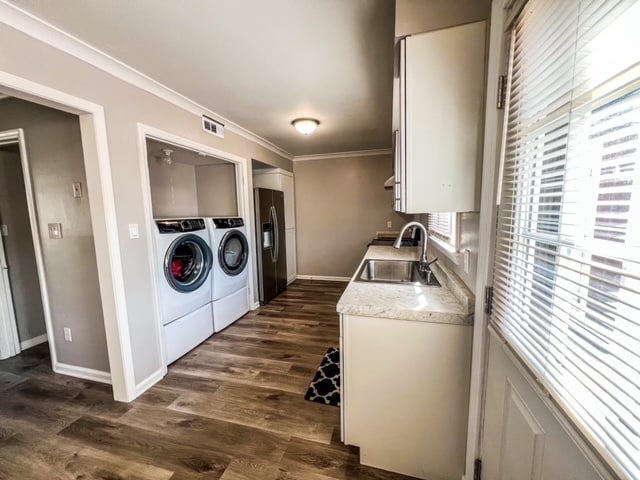 property at 4622 Old Lantern Way