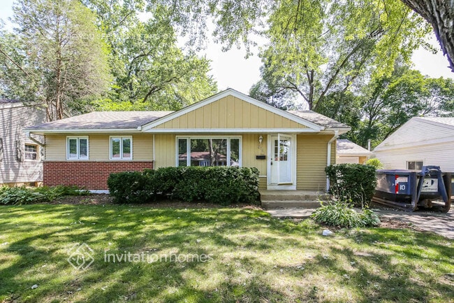property at 407 N Derbyshire Ave