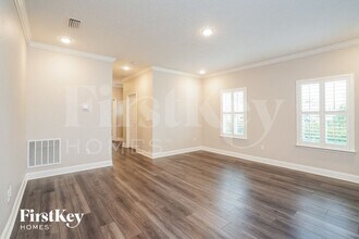 725 Chandler Dr in Saint Johns, FL - Building Photo - Building Photo