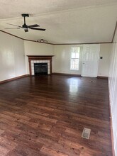 105 Oakhill Ct in Troy, TX - Foto de edificio - Building Photo